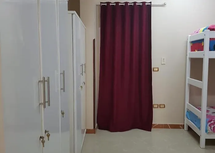 Hostel Sweet - للأجانب فقط *
