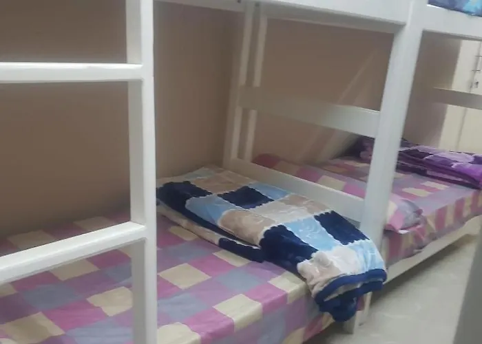 Sweet - للأجانب فقط Hostel *